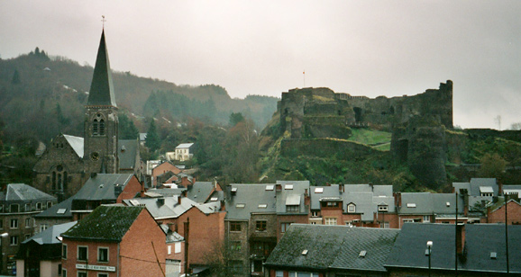 [Castle ruins in la Roche en Ardenne]